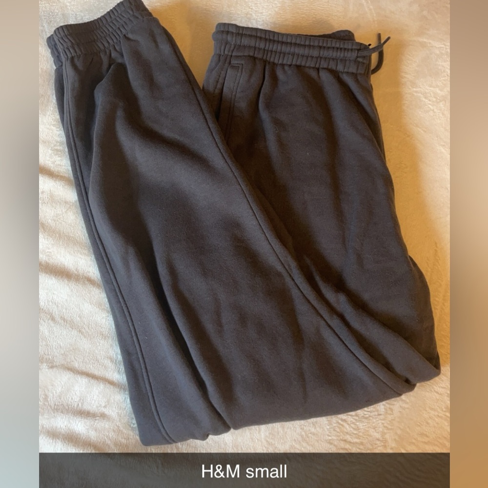 H&M sweats
